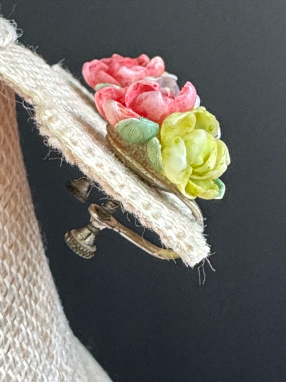 VTG Mid-Century Flower Cluster Earrings Retro 1950s Screw Back Floral - Picture 2 of 4